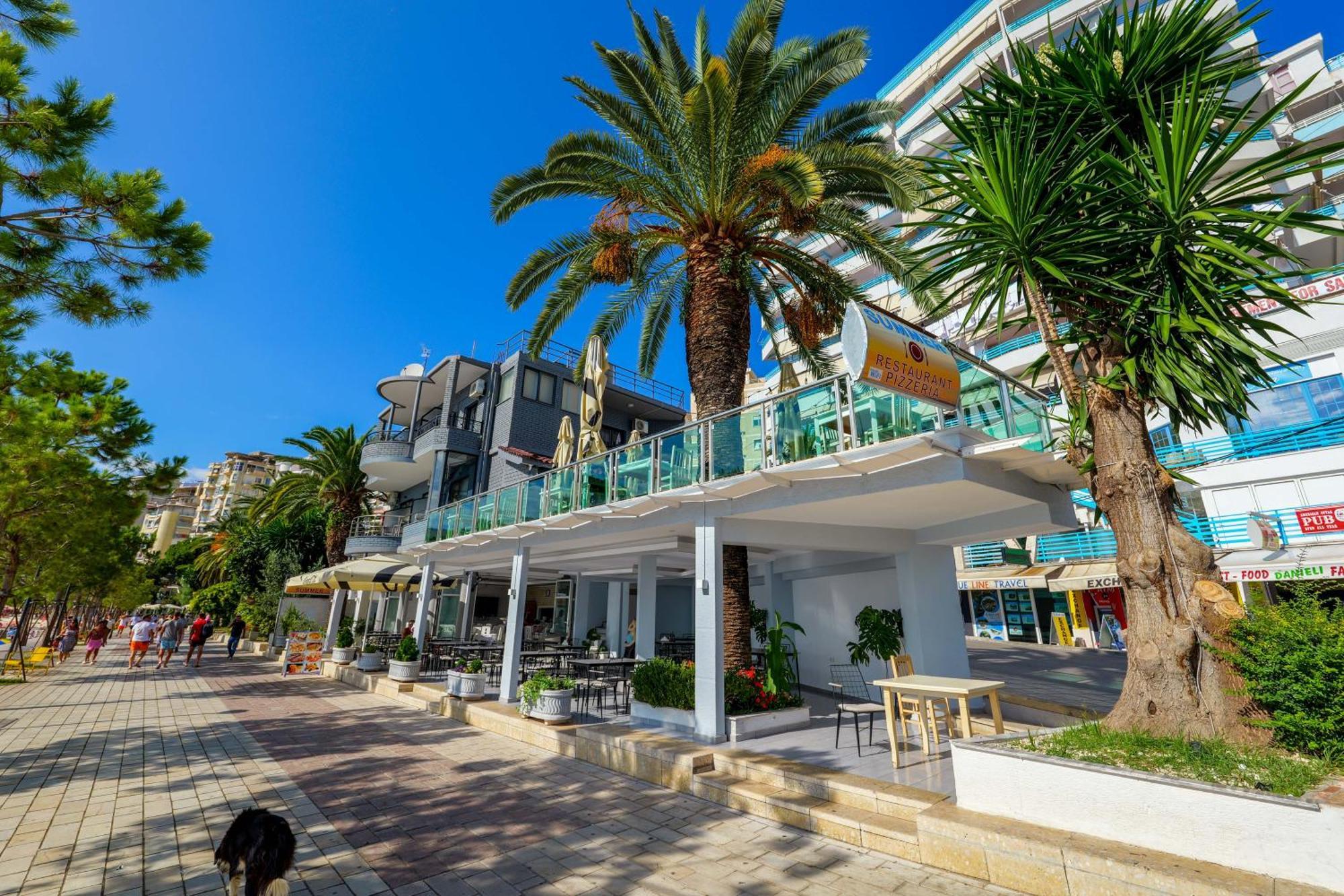 סרנדה Hotel Summer מראה חיצוני תמונה